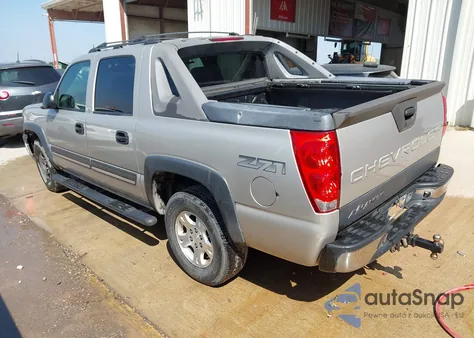 2004 Chevrolet Avalanche 1500 z USA, uszkodzony, nr VIN 3GNEK12T74G219060